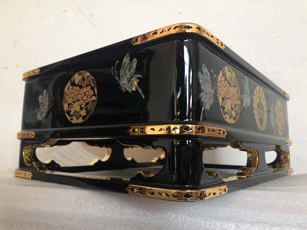 商品紹介｜説相箱 黒塗蒔絵・螺鈿入｜浄土真宗（西）｜ 礼盤｜喜昌は