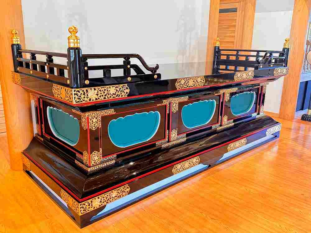 商品紹介｜御須弥壇【和様】 三間造岩緑青仕上｜｜ 須弥壇｜喜昌は寺院