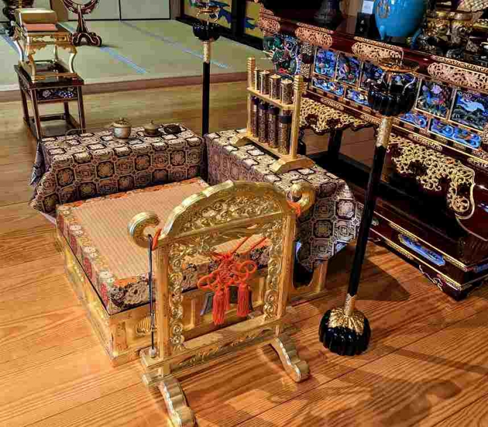 商品紹介｜菊灯 木製 1対｜浄土真宗（東）｜ 吊物・照明灯｜喜昌は寺院 
