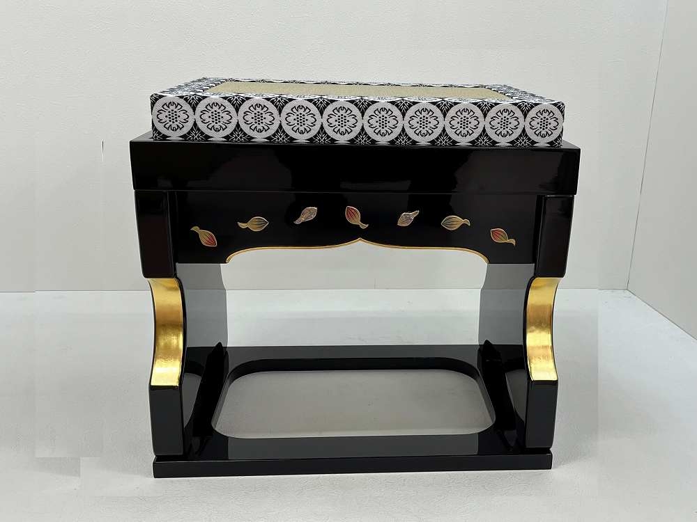 商品紹介｜内陣用椅子 【螺鈿入蒔絵】｜各派共通・特選仏具