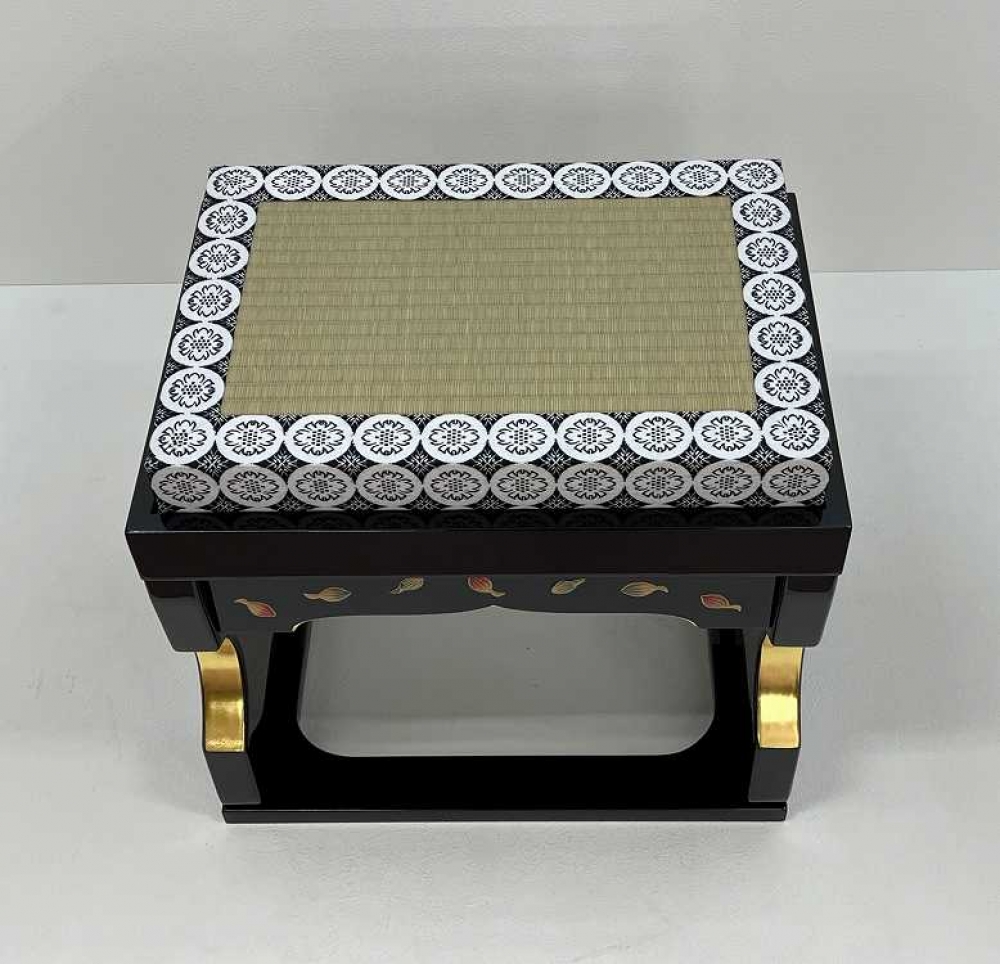 商品紹介｜内陣用椅子 【螺鈿入蒔絵】｜各派共通・特選仏具｜ 内陣用